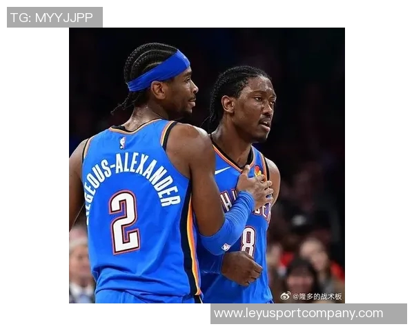 布克失误频繁引发主帅关注对手防守策略显著影响表现 布克失误频繁引发主帅关注对手防守策略显著影响表现