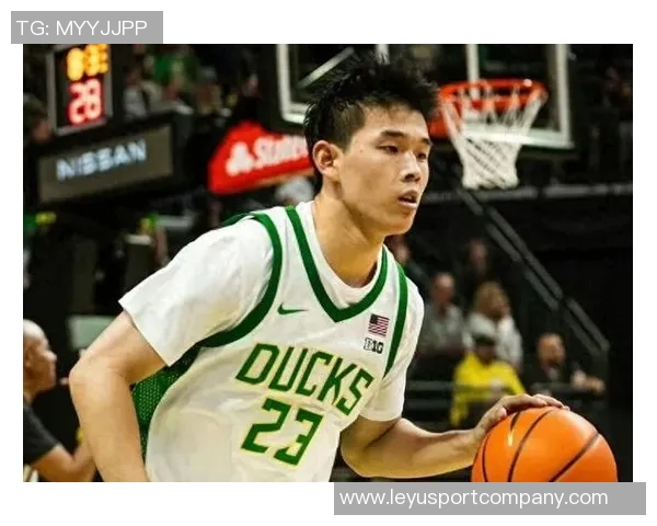 俄勒冈大学现场同曦球迷热情助威林葳标语引发关注