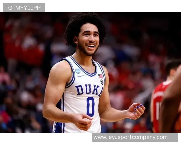 米切尔盛赞49号秀普罗克特成熟度与默契感逐渐提升