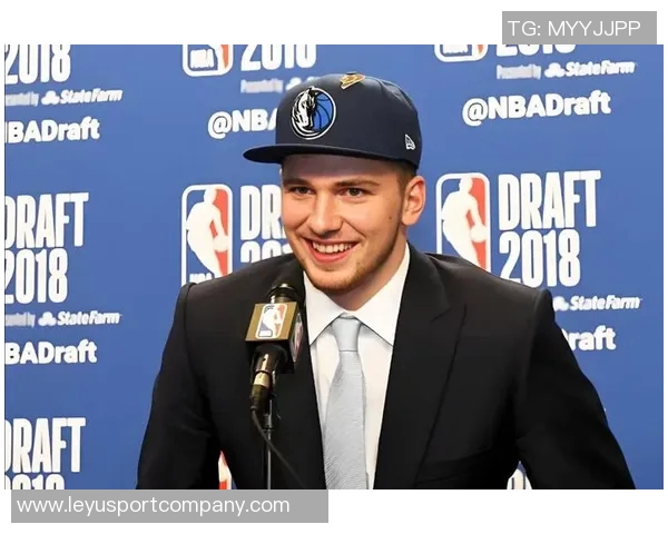 霍华德看好东契奇争夺本赛季MVP文班或将创下最年轻MVP纪录