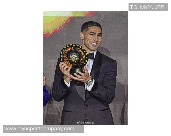 阿什拉夫荣膺非洲足球先生拉莫斯在社媒送上祝贺与称赞