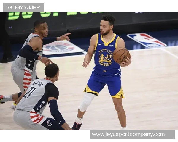 卡斯尔谈与湖人争夺季后赛席位不在意排名情况与对手动态