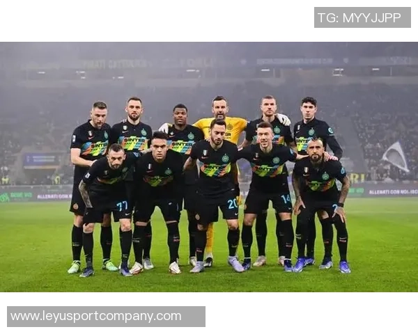 2025年后卫进球榜揭晓邓弗里斯和阿什拉夫名列前茅