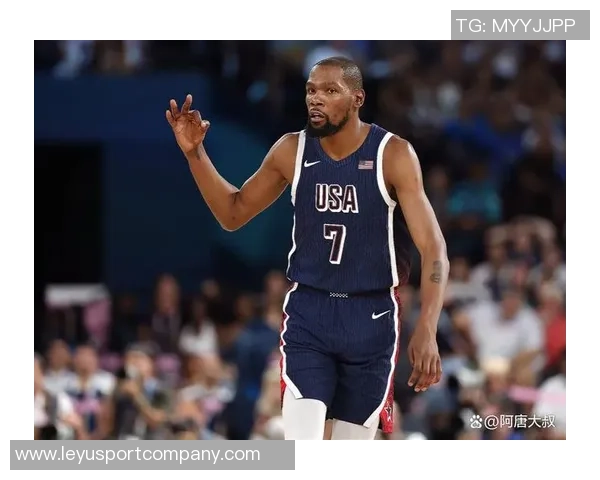 英国业余队前锋比赛中尝试修大灯却因缺工具未能成功